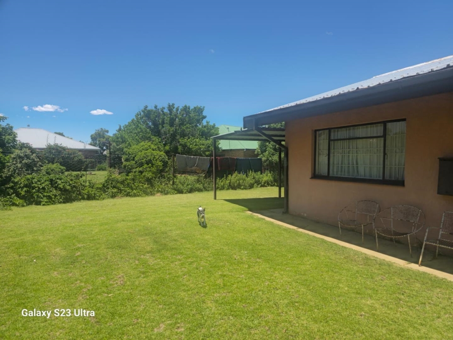 4 Bedroom Property for Sale in Ladybrand Free State